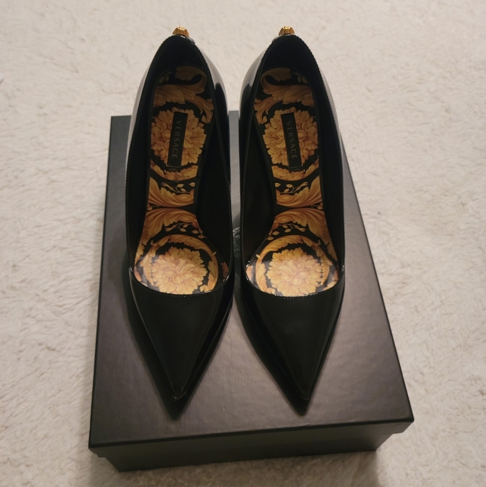 Authentic Versace patent heels
